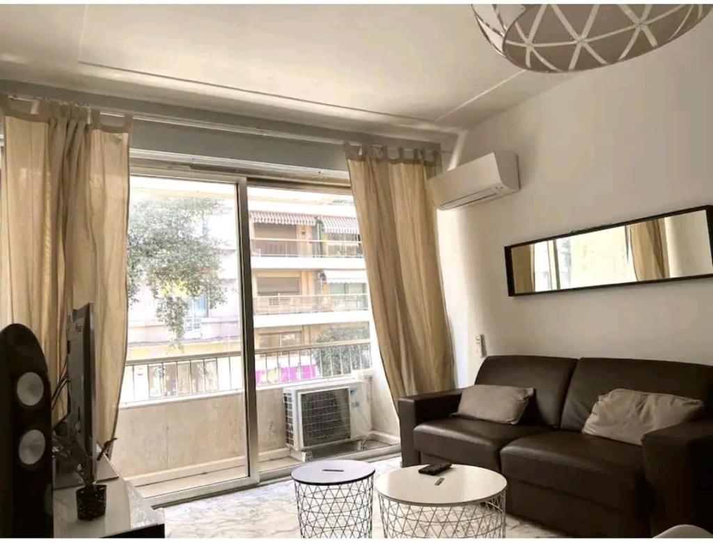 Апартаменты - Promenade Des Anglais - Climatise, 4 Pers Ницца Экстерьер фото